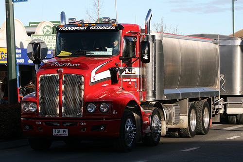 Nissan Diesel CW450